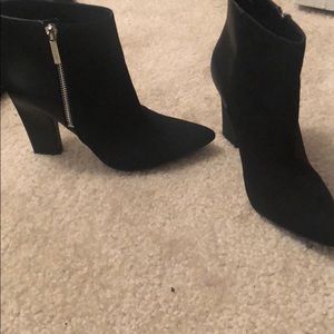 Black Nine West booties